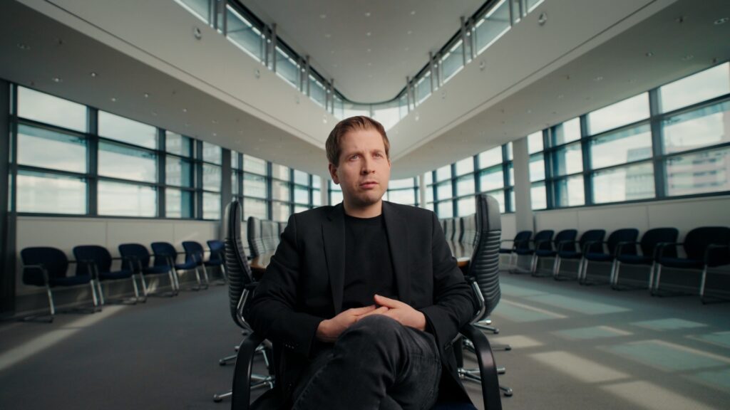 still 2024 12 13 181454 1.1.17